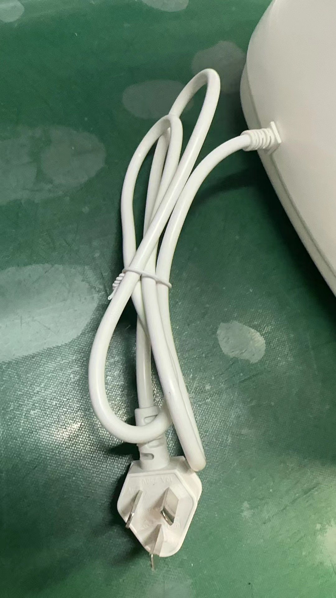 Newborn sterilizer, baby bottle and nipple sterilizer with two-in-one automatic steam sterilizer for drying babies Specification image