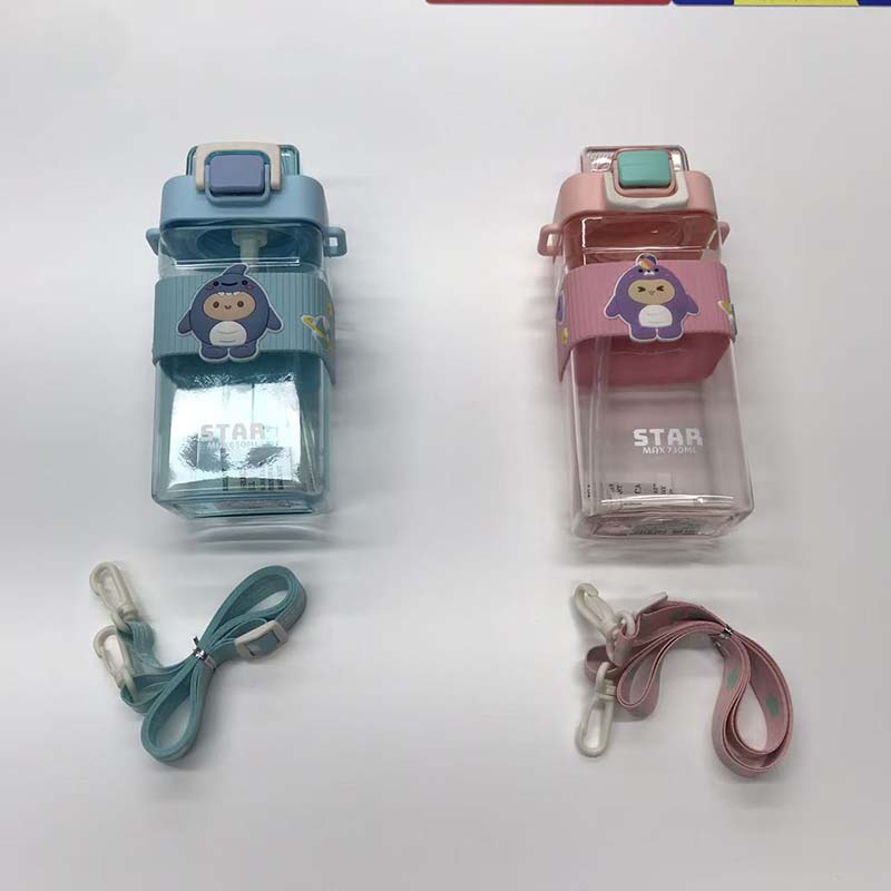 可爱卡通挂绳大容量水杯 便携吸管杯学生高颜值网红ins风随手杯详情6