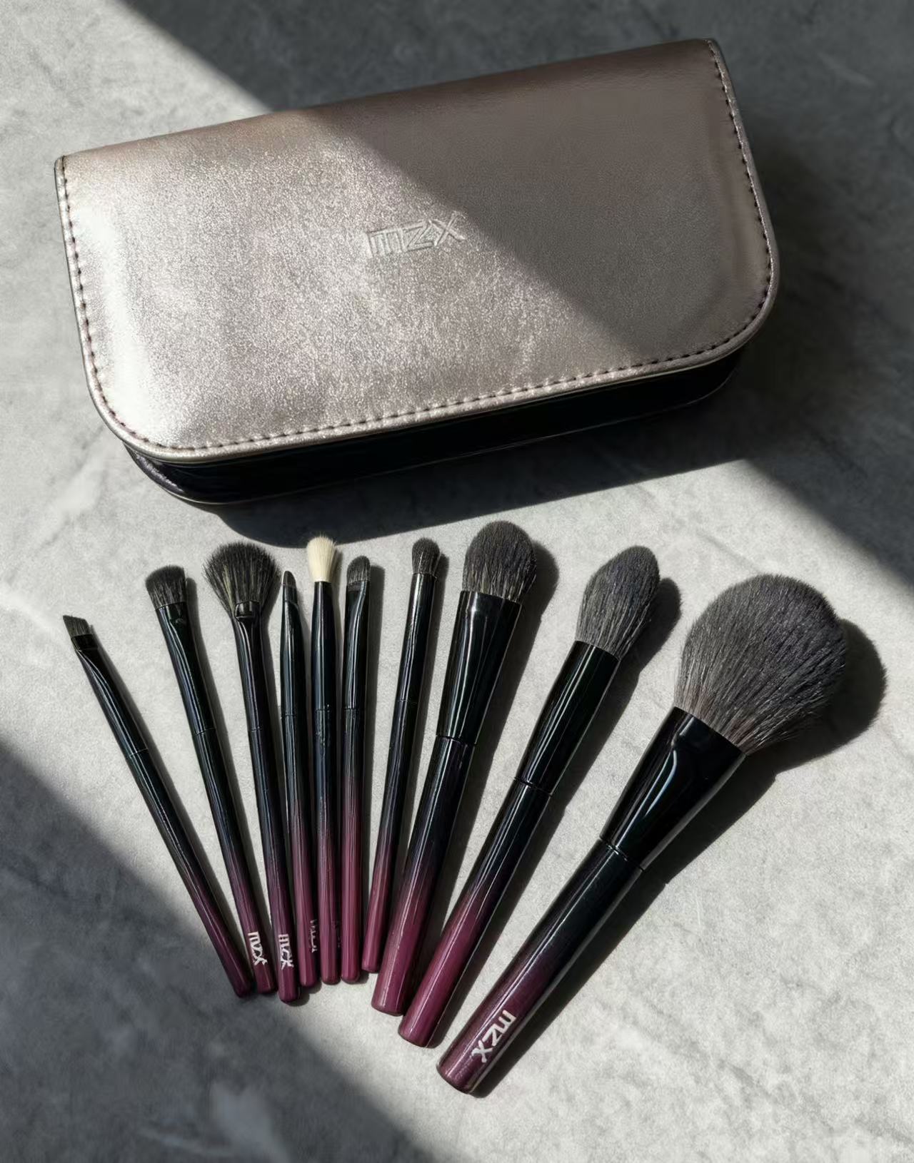 美之秀高品质10支化妆刷套装带刷包专业彩妆工具多功能化妆刷新手便捷