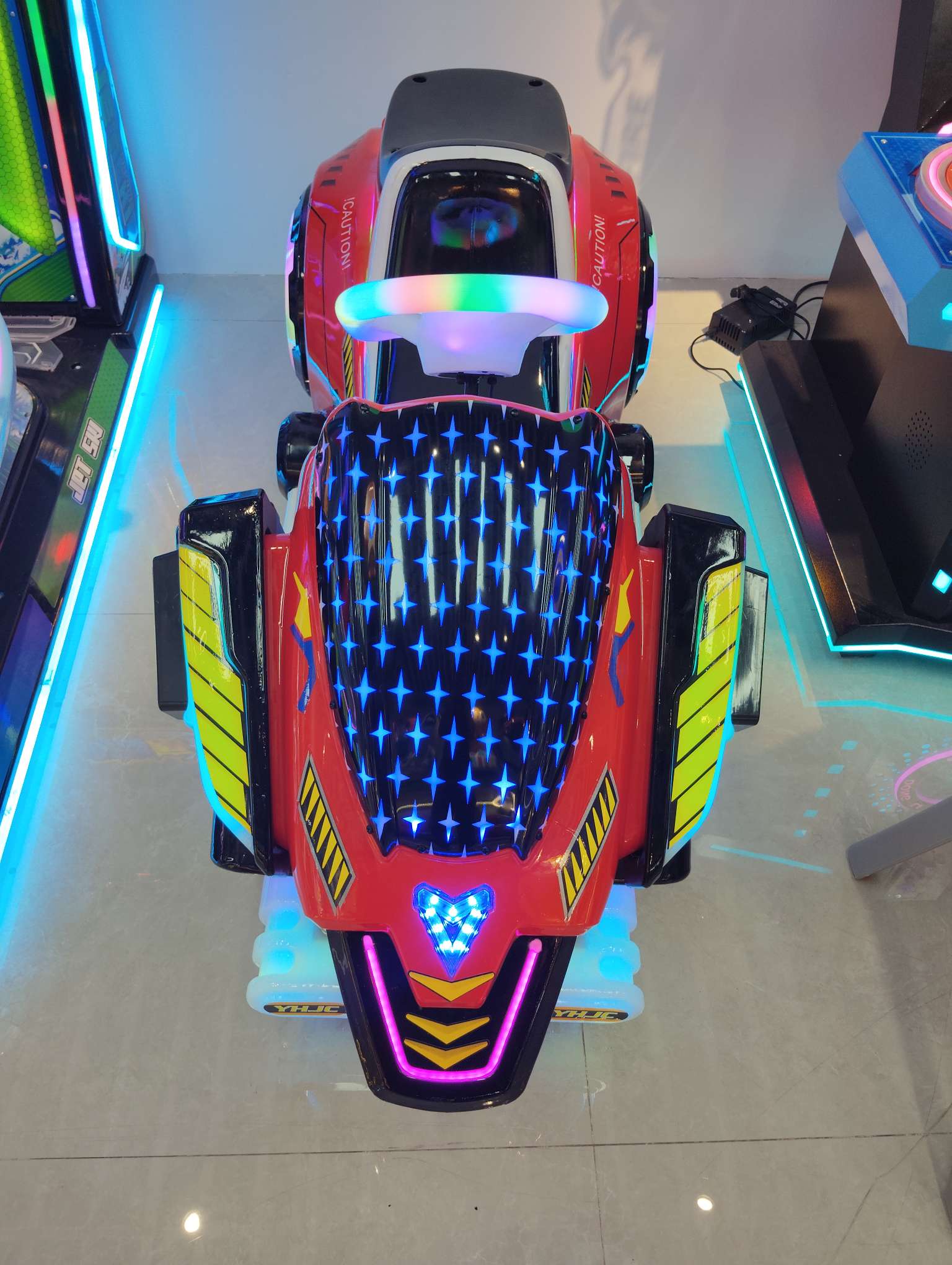 Factory direct sales of swing machines, rocking horses, square car games, and Galaxy police cars