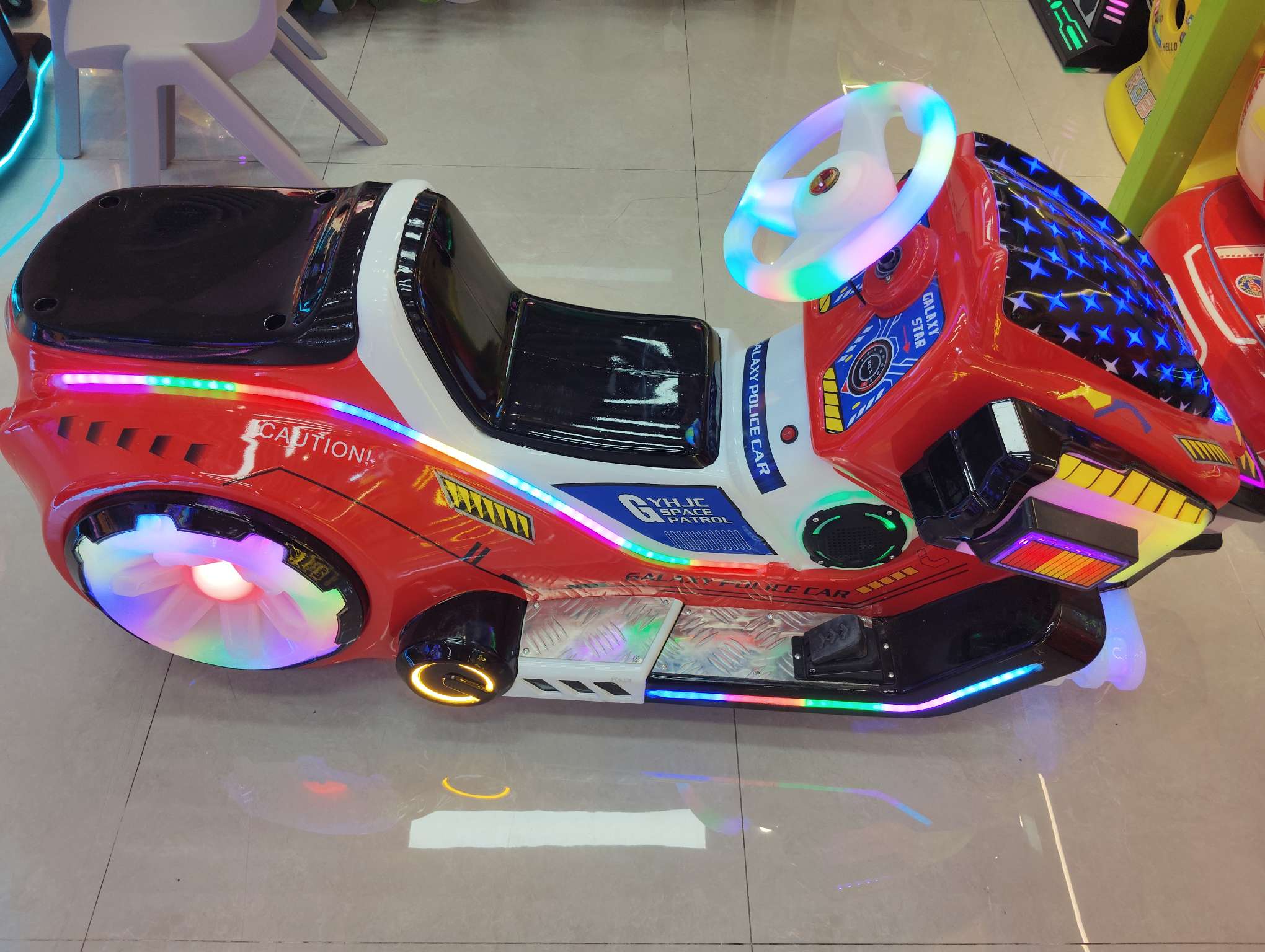 Factory direct sales of swing machines, rocking horses, square car games, and Galaxy police cars detail image 3