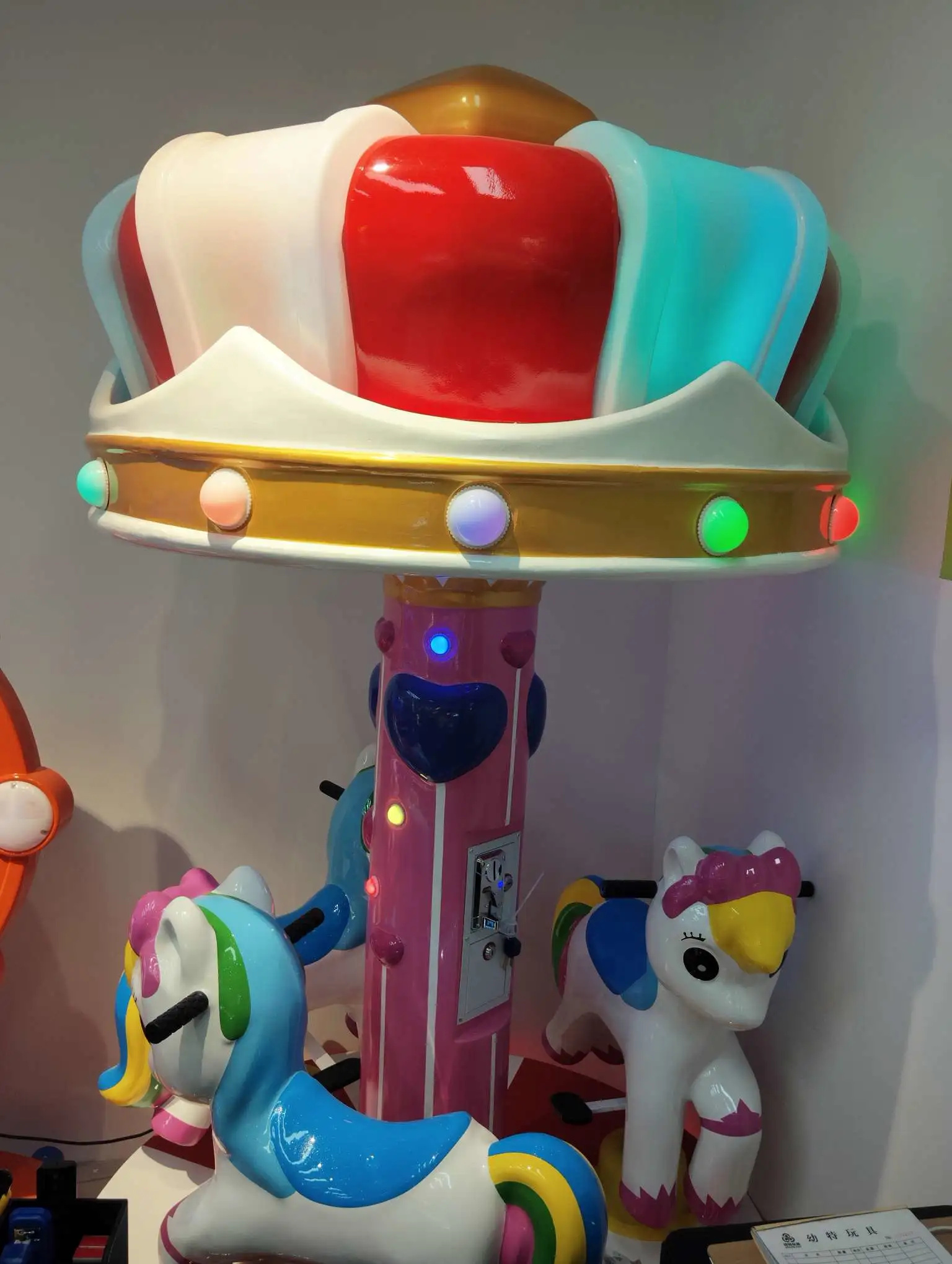 Factory direct sales of swing machines, rocking horses, square car games, and happy three-person carousels detail image 6