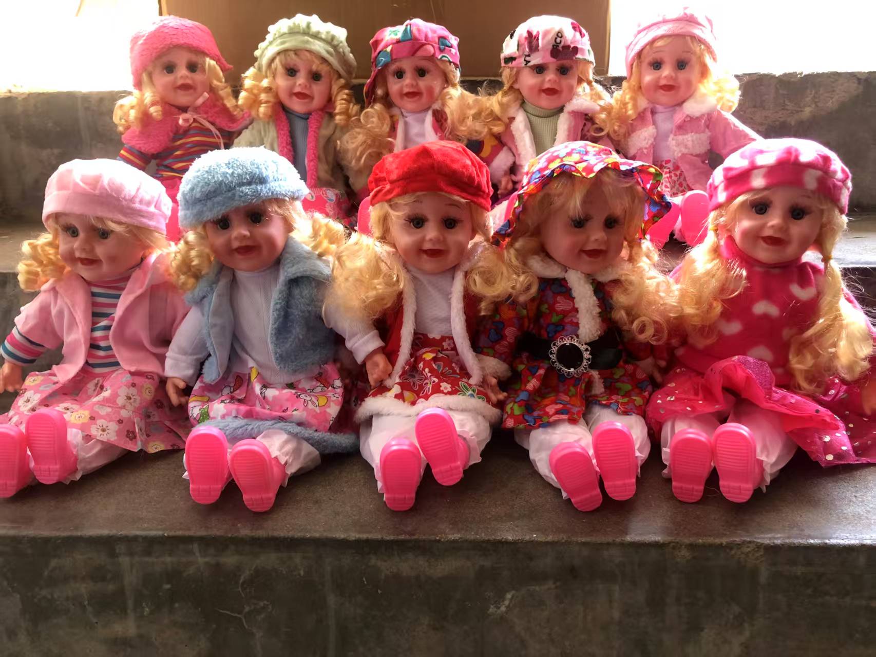 The intelligent simulation doll is a role-playing toy that can sing and play music. It is a doll with cotton in it