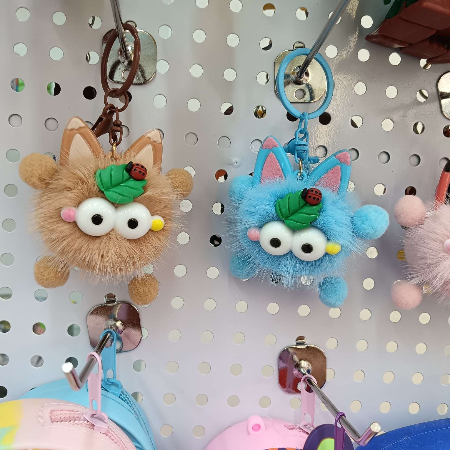 Doll keychain pendant detail image 7