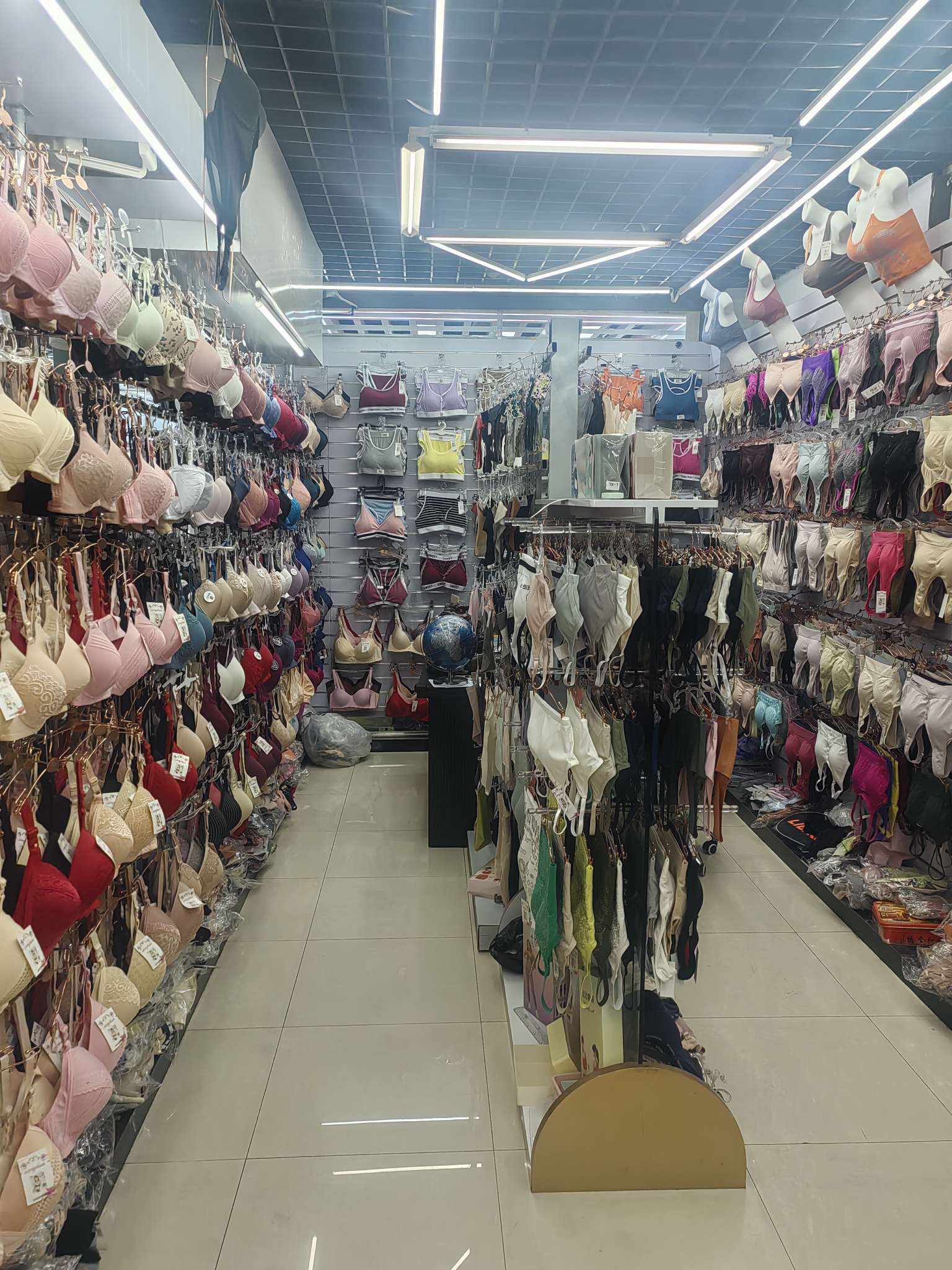 Guangdong Zhongyan Underwear describe pic - 2