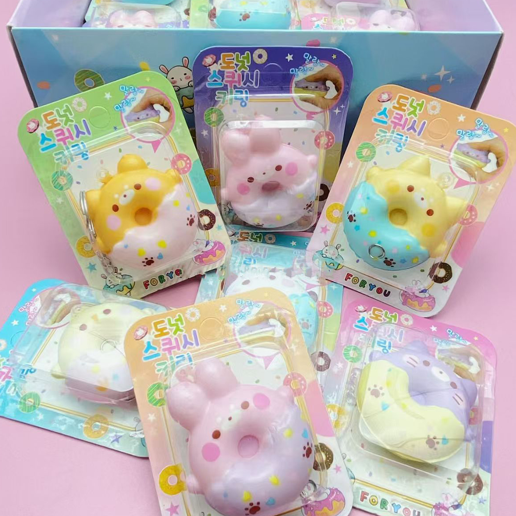 Cute donut-shaped extrusion toy Application Scenario