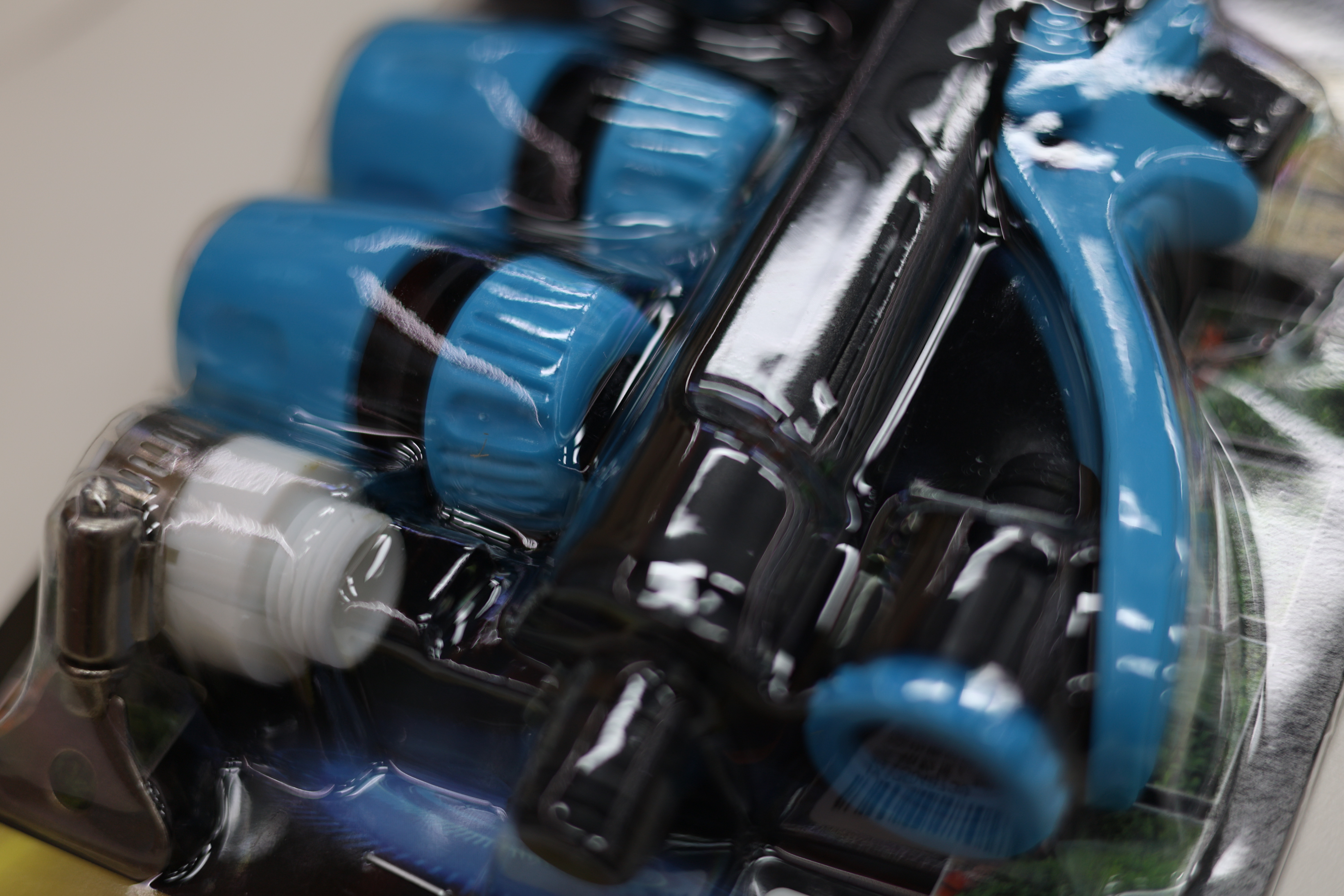 气动洗车机/水管3倍伸缩水管/园艺水管/迷你小拖把/高压水枪白底实物图