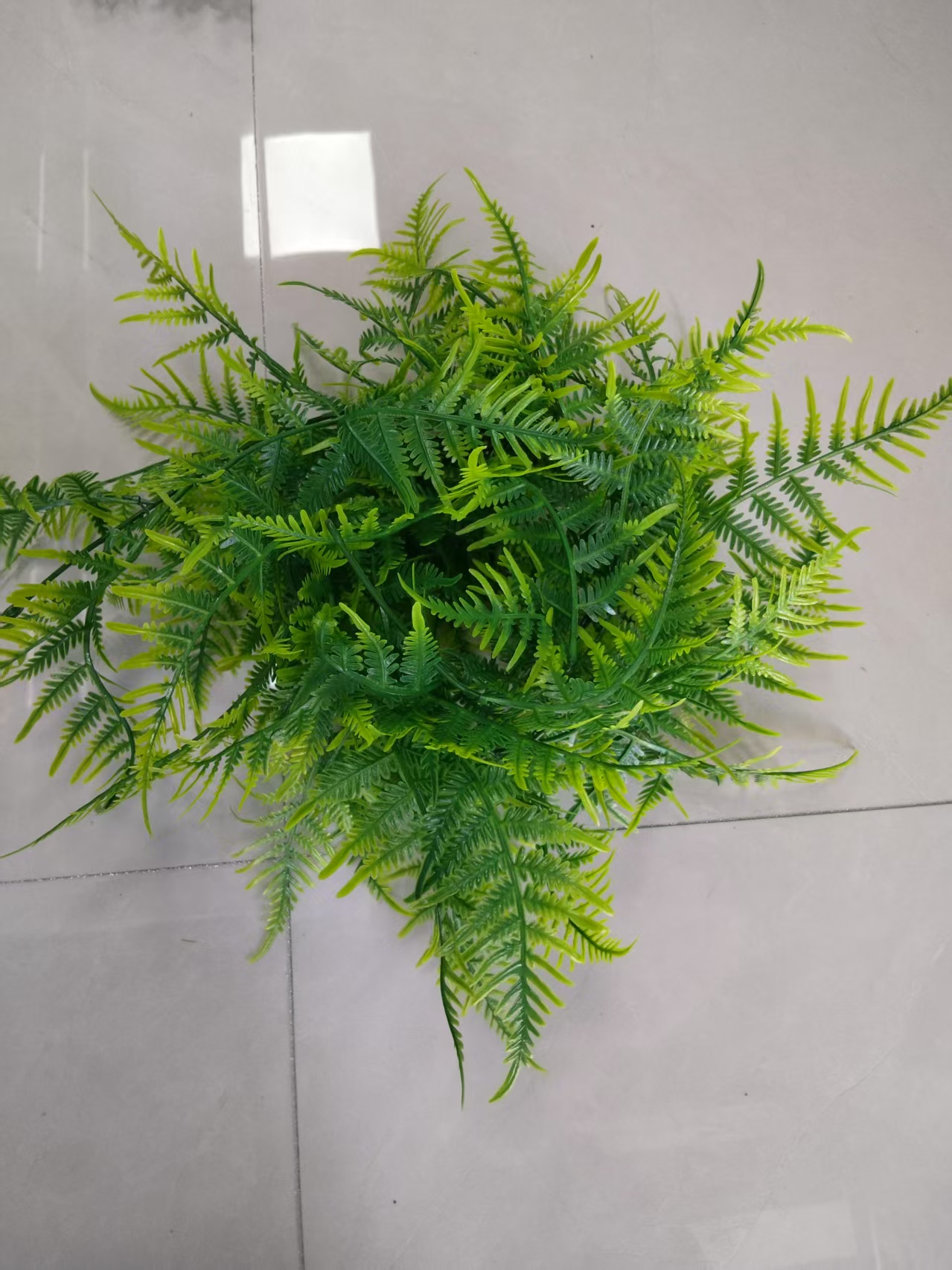 厂家直销各种壁挂藤条仿真绿植水草植物墙装饰过江龙DIY装饰工艺塑料水草壁挂现货补柜