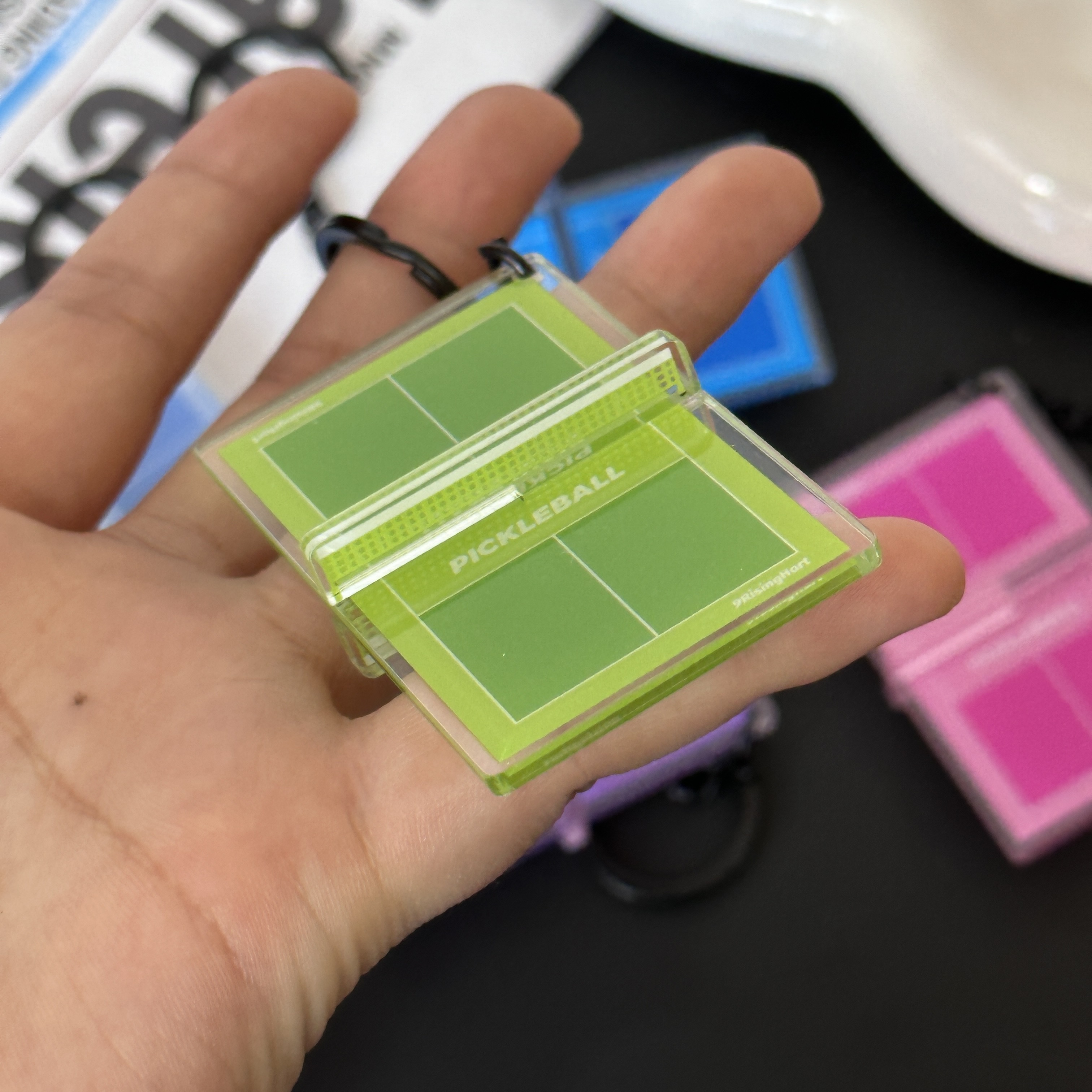 新款跨境亚克力立体匹克球场车钥匙扣纪念品包包挂件文创礼品挂饰详情2