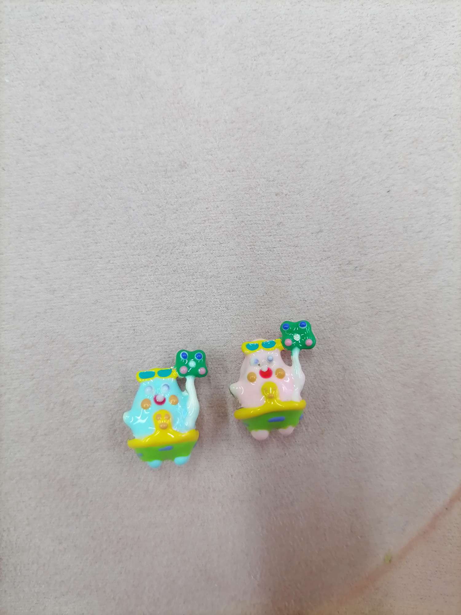 可爱卡通海绵宝宝手绘饰品配件材料新款卡通串珠DIY手工手链项链珠子吊坠 详情图2