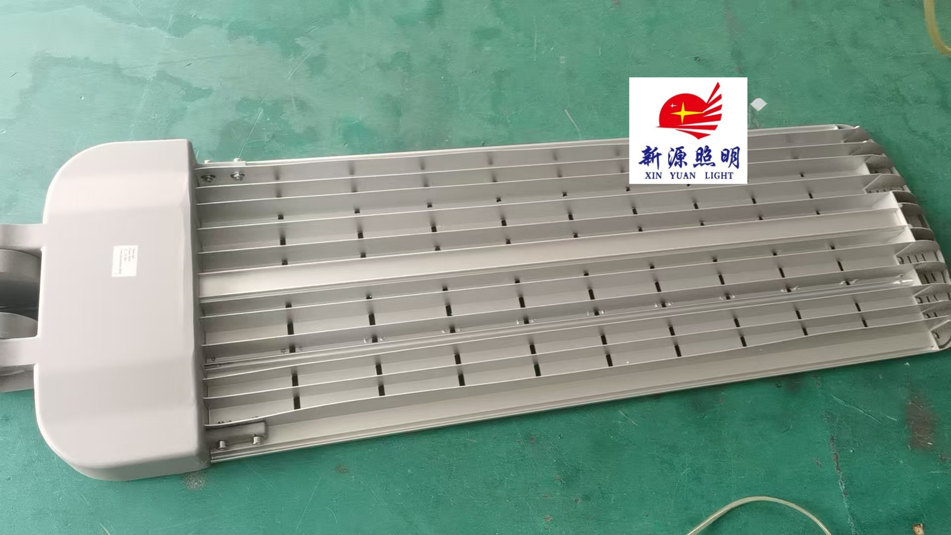 Modular street lamp heads, outdoor municipal engineering, park and community lighting, high-pole lamps, ultra-bright high-power road lamps details Picture