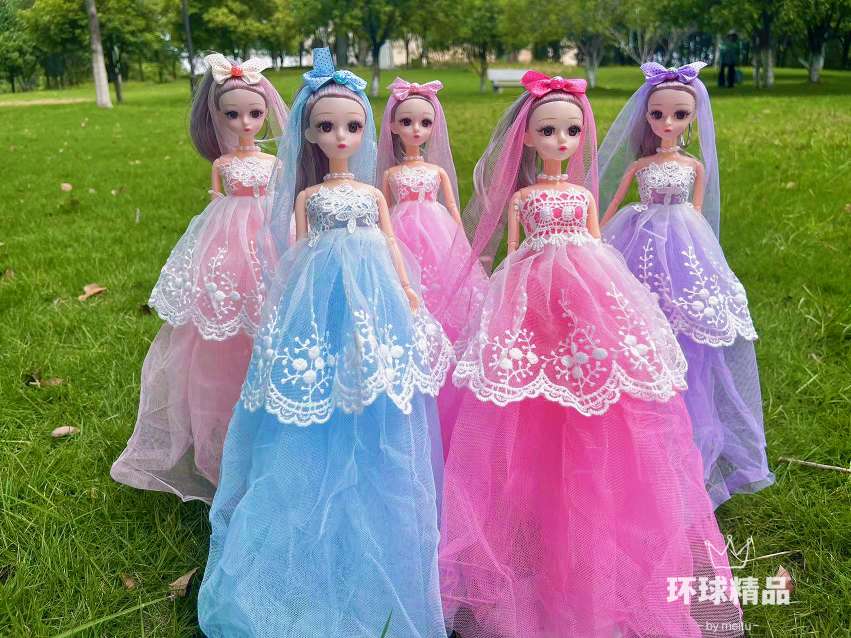 Play house toy series: Barbie dolls, embroidered dresses, sequined dresses, various styles of veil dolls, princess dolls