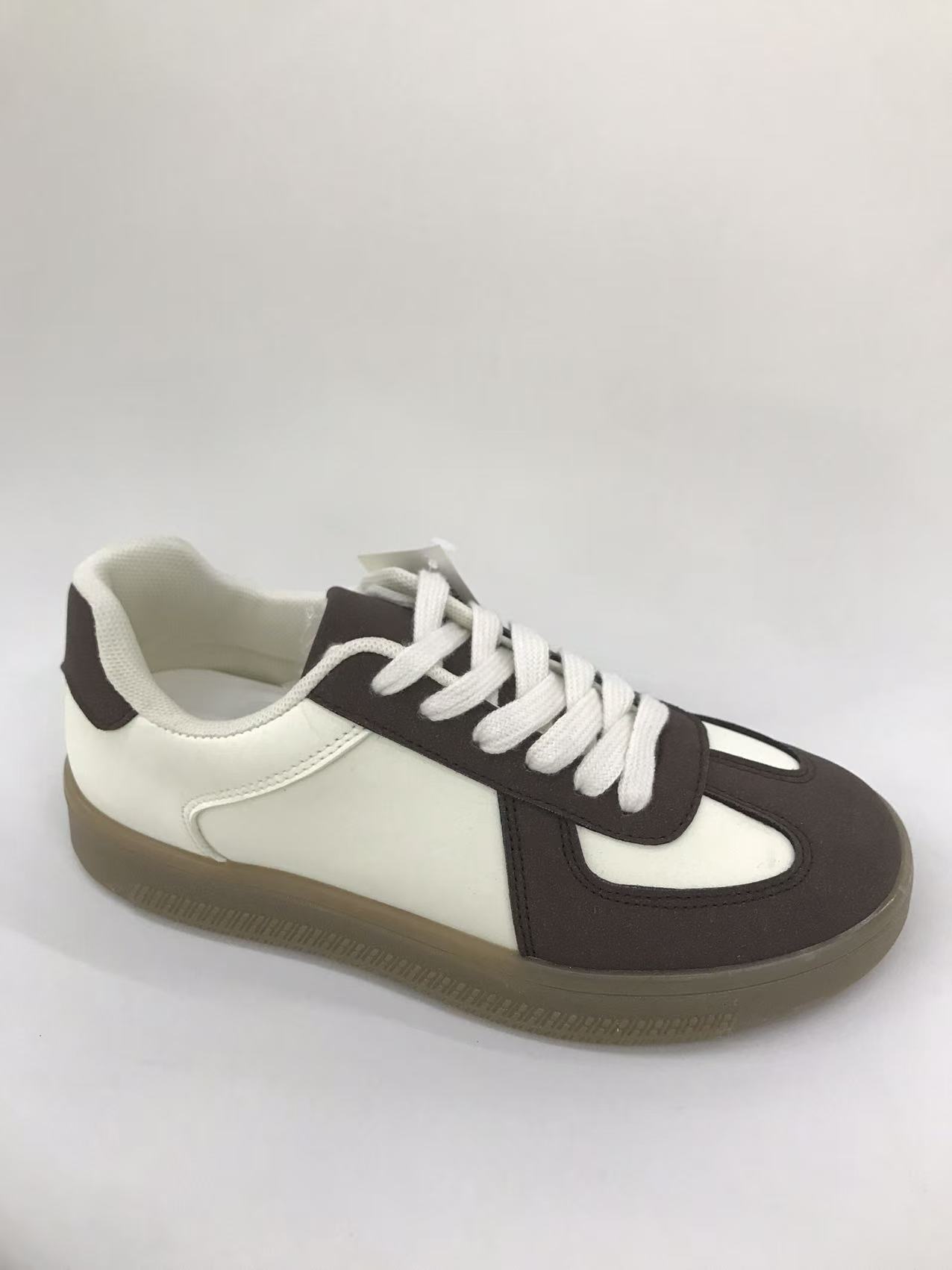 Women's autumn and winter casual shoes are versatile, with a simple outdoor style and Russian winter style full figure