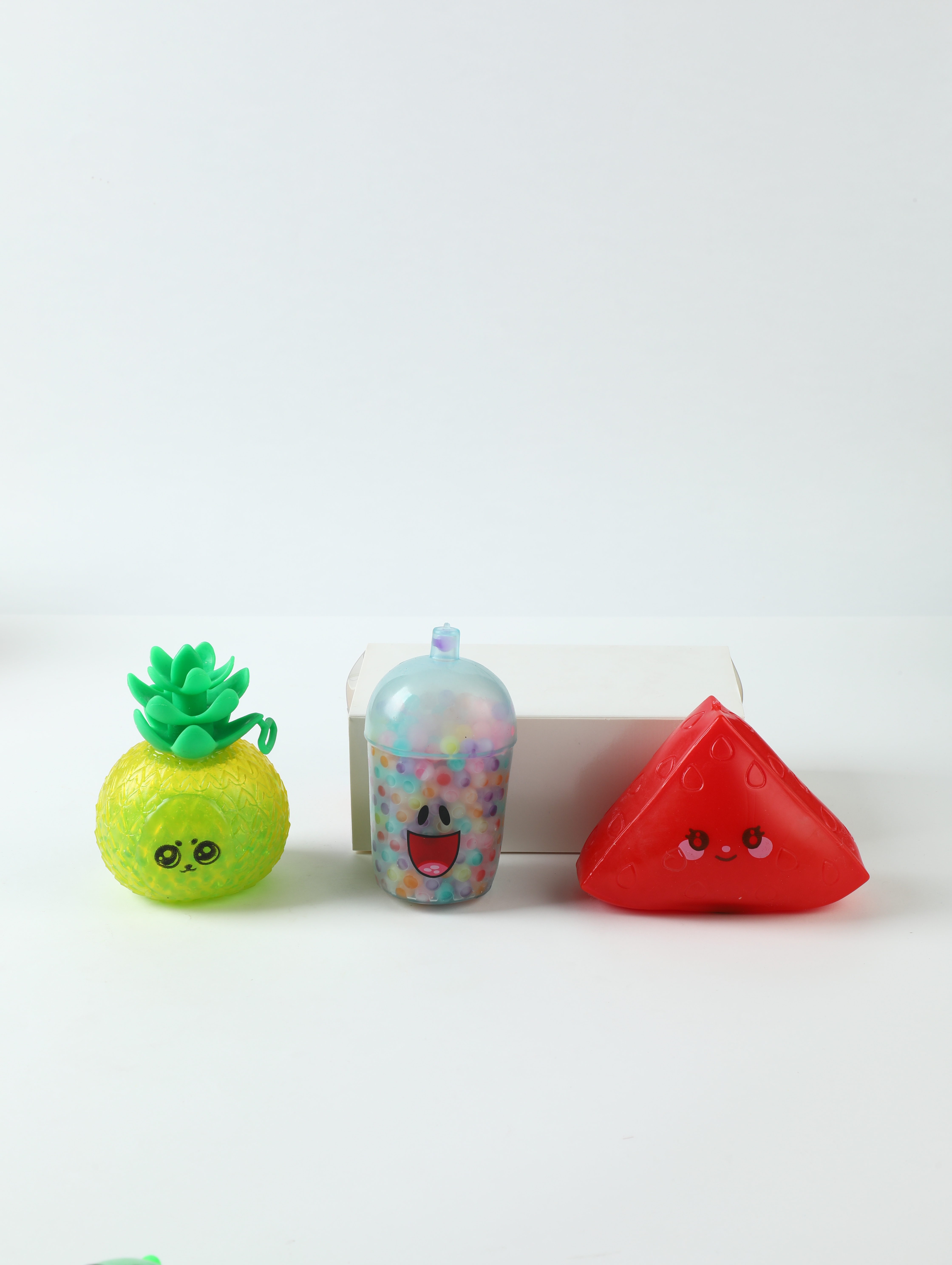 Cross-border bestseller, water-absorbing bead animal doughnut, realistic and fun, cute and stress-relieving toy factory Item Picture