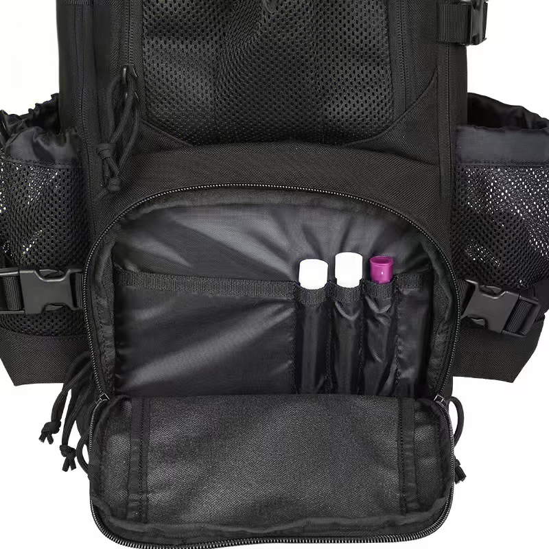 Yitu MOLLE Functional Tactical Backpack for Outdoor Mountaineering Sports Application Scenario