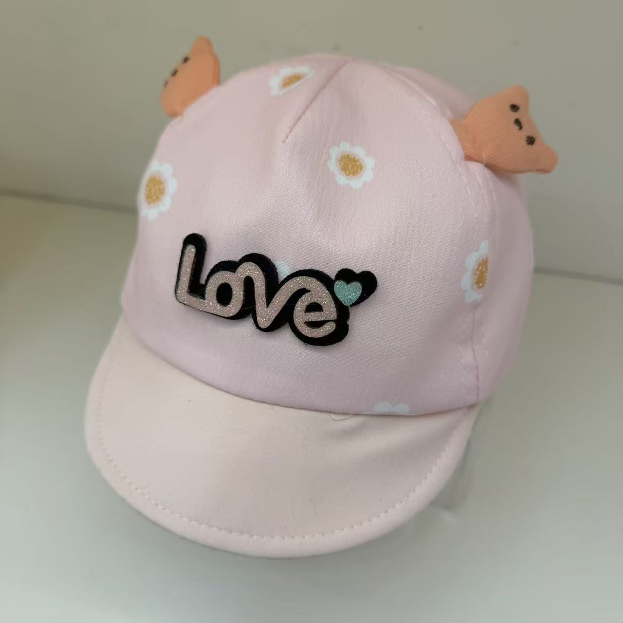Children's delicate and cute letter bear baseball caps details Picture