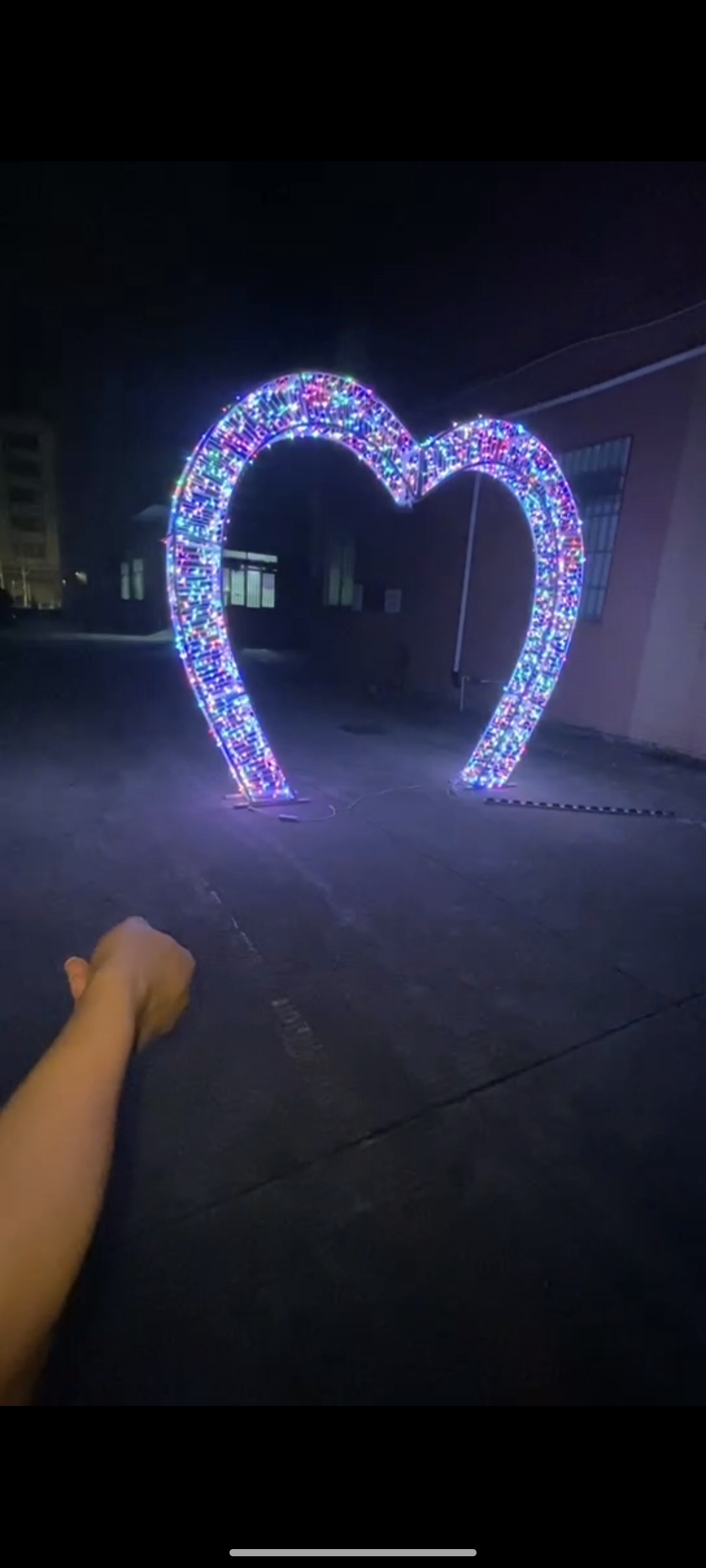 LED爱心拱门造型灯隧道长廊户外灯光节游乐场景区公园广场亮化灯