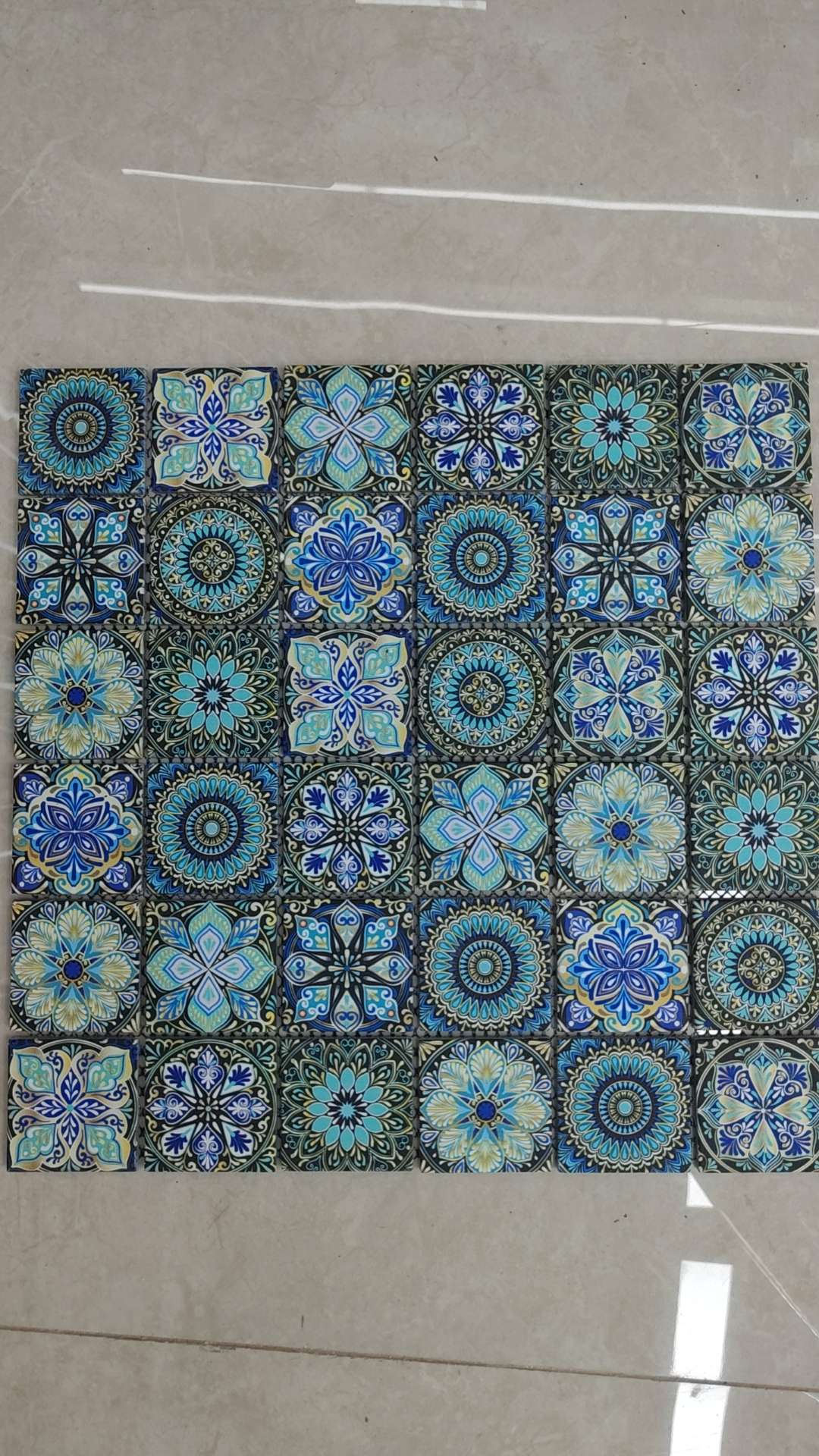 Handmade diy Mosaic Bohemian-style Mosaic small flower tiles Item Picture