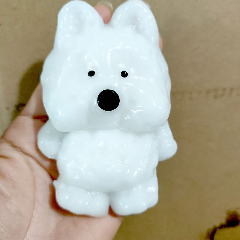 The popular stress-relieving collectible toy "Niannii Lexi Gaodi" is selling well across the Internet details Picture