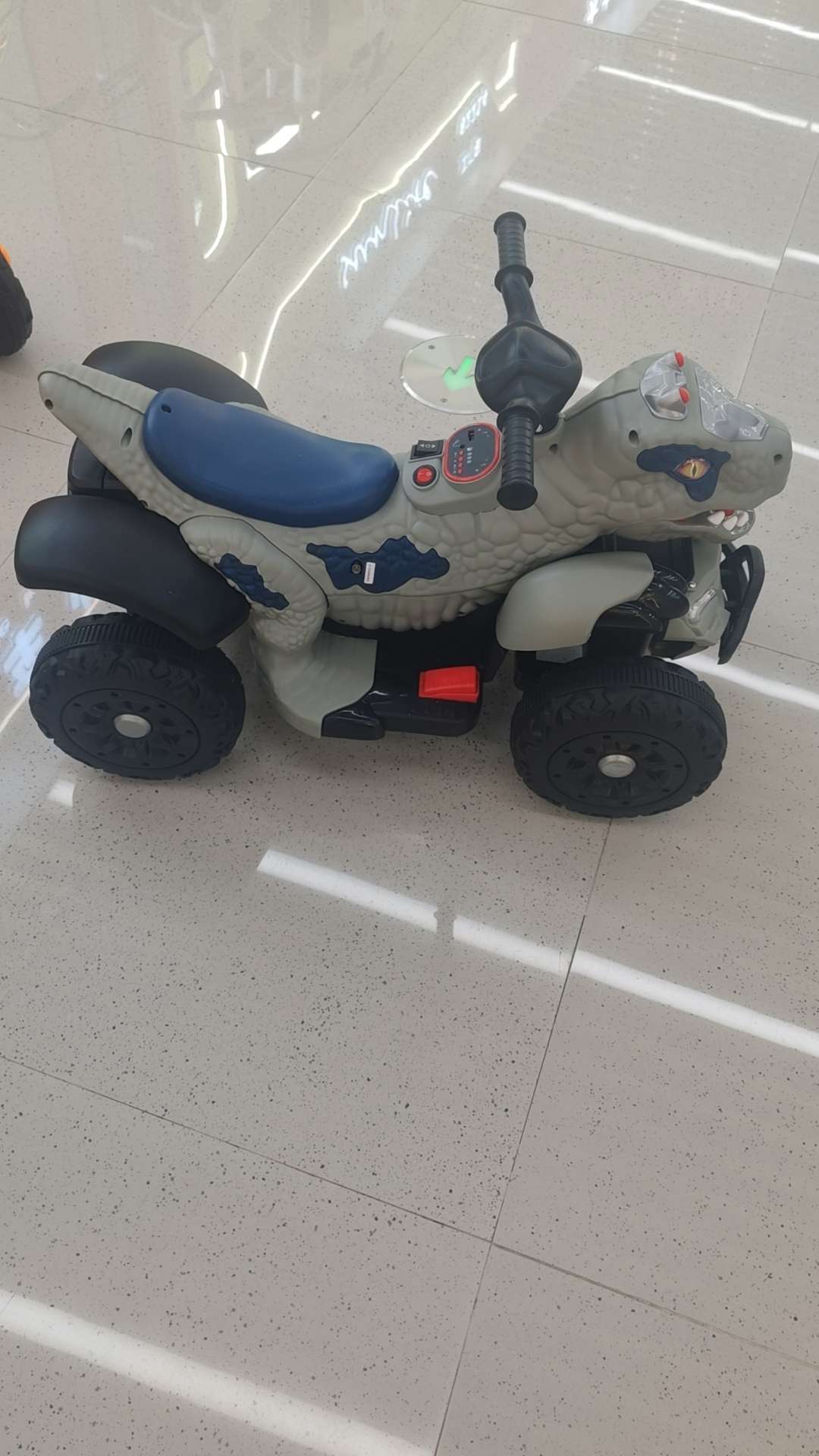 儿童电动车