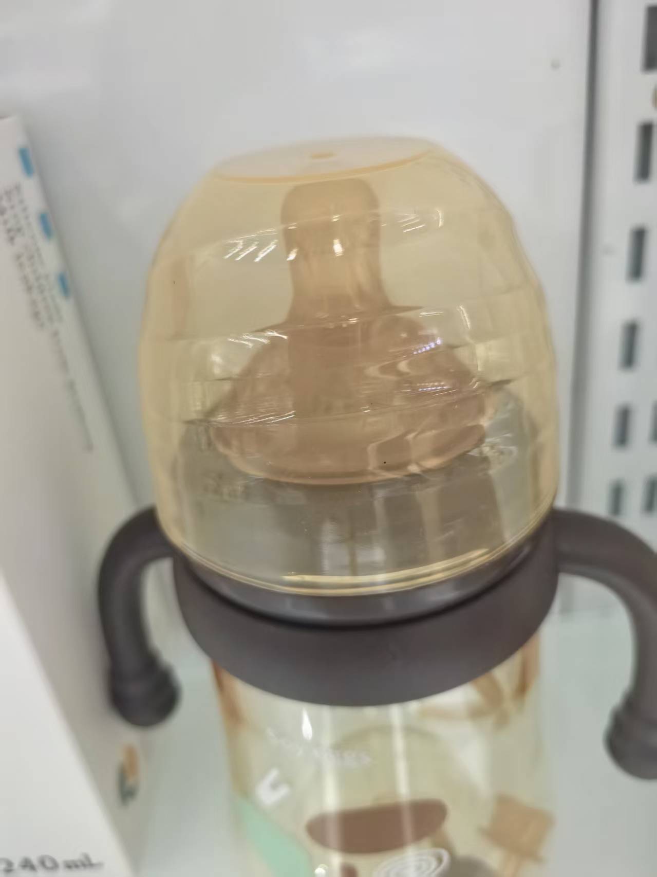 婴儿奶瓶 母婴用品 防胀气300ML 240ML 宽口塑料奶瓶白底实物图