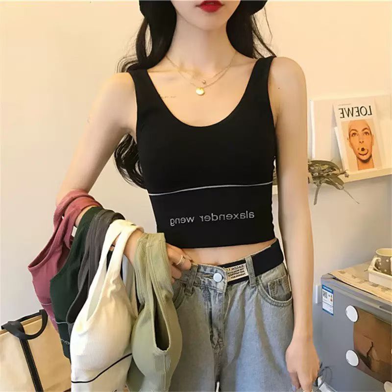 Seamless sports bra with a beautiful back full figure