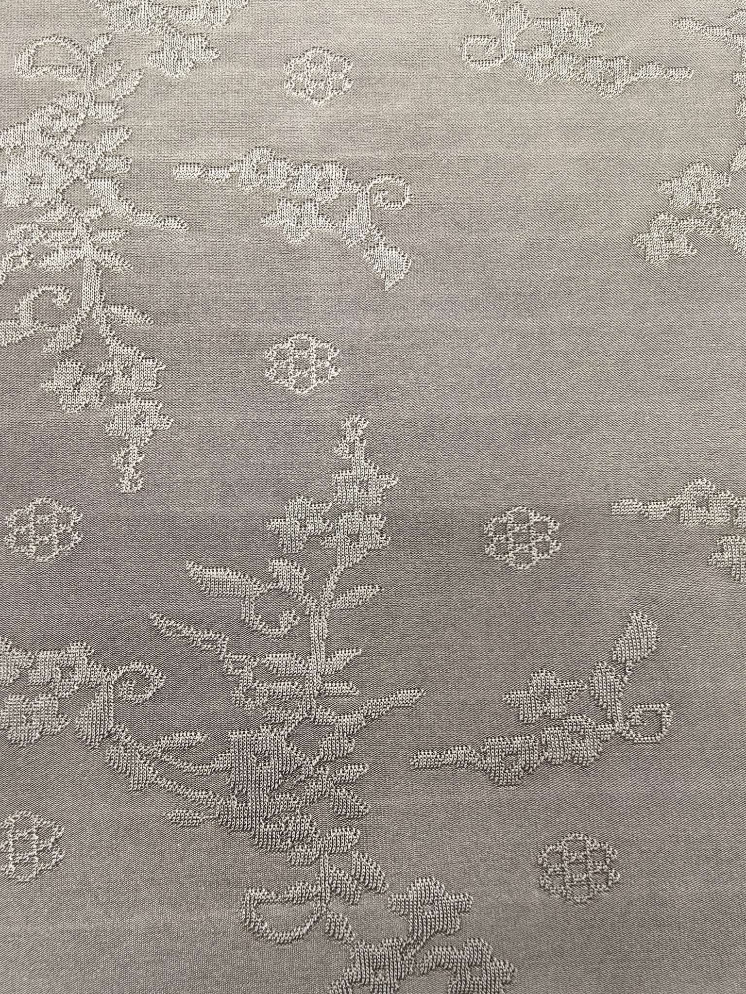 KWA90539 diamond-knit double-sided close-knit jacquard fabric is used for base shirts, underpants, vests and base pants. It is independently developed and customized based on samples