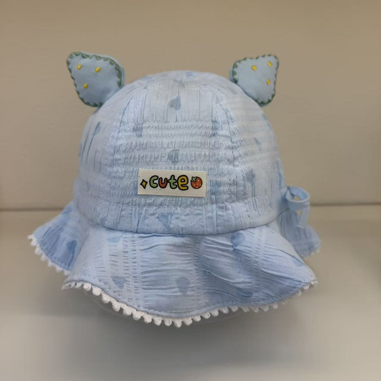 Embroidered strawberry ear hats for boys and girls, cute cat-ear hats for spring and autumn, and adorable sun-protective fisherman hats details Picture