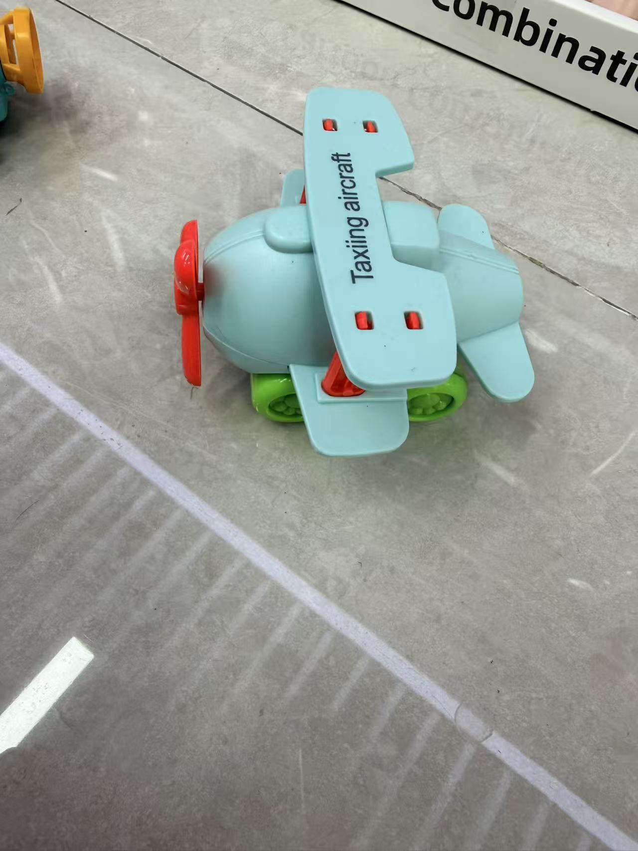 703  儿童惯性回力车产品图