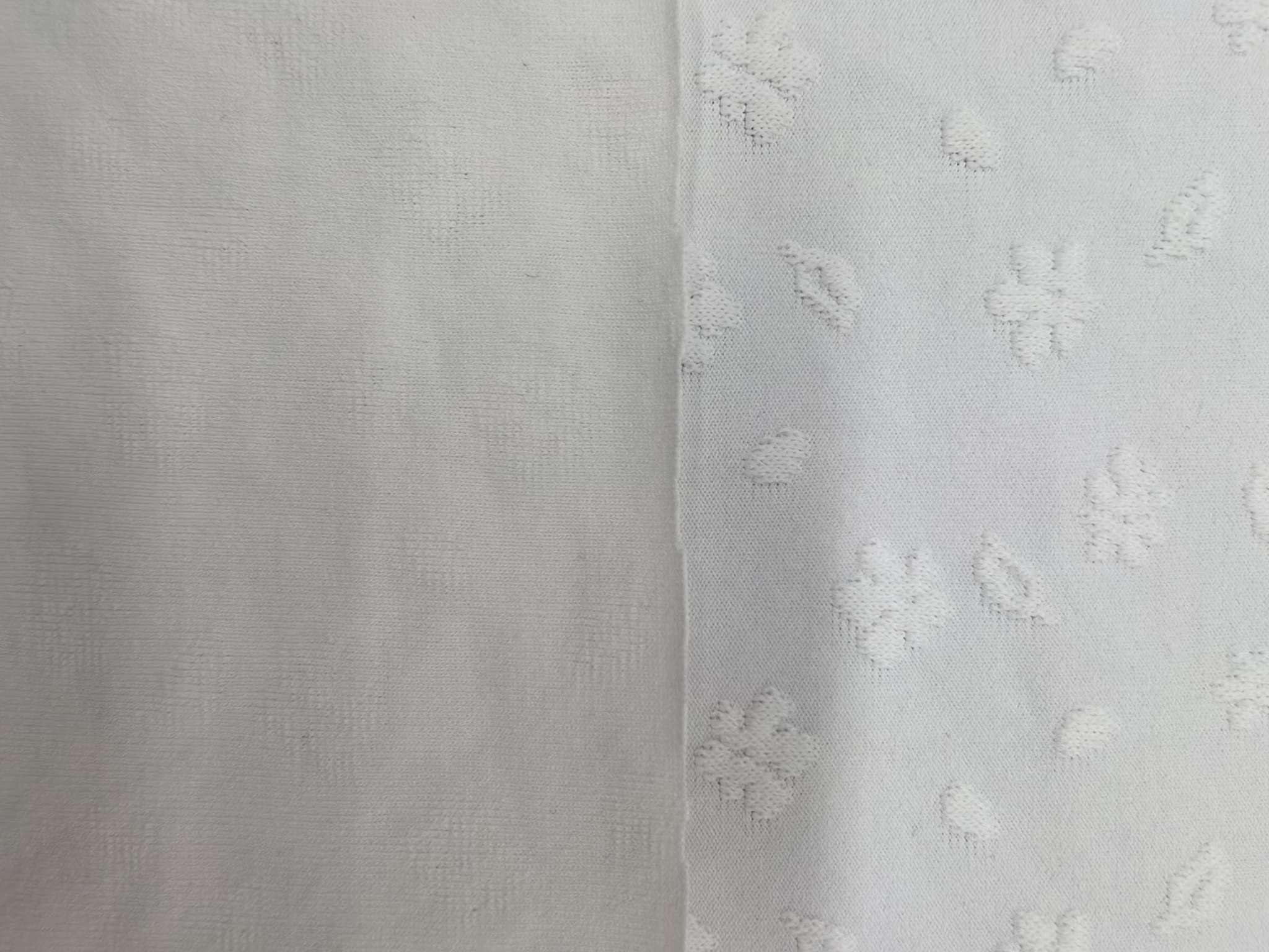 WKA90632 Cool Silk cotton knitted fine-needle double-sided jacquard fabric has a soft hand feel and is suitable for underpants, base shirts, pillowcases, with a strong three-dimensional effect. It is independently innovated and developed in a targeted manner, and can be customized based on samples details Picture