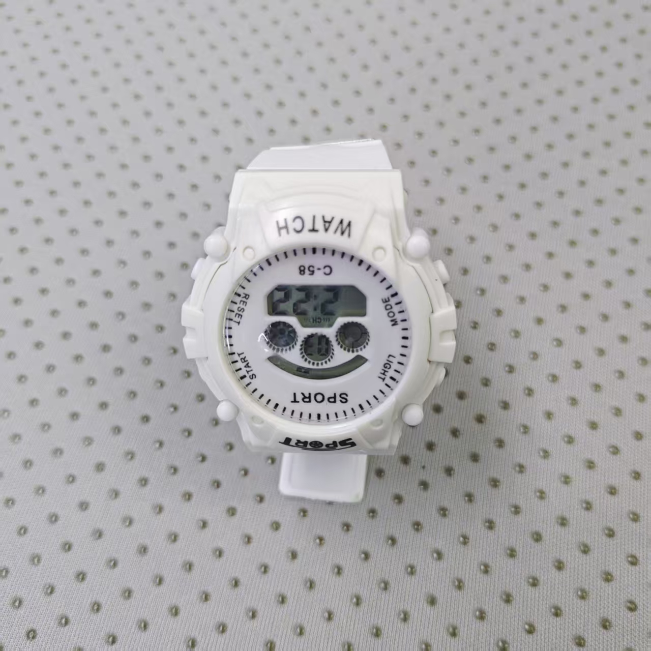 Wholesale from the manufacturer of fashionable, sporty, multi-functional, lightweight, convenient, clear screen display and precise timekeeping details Picture