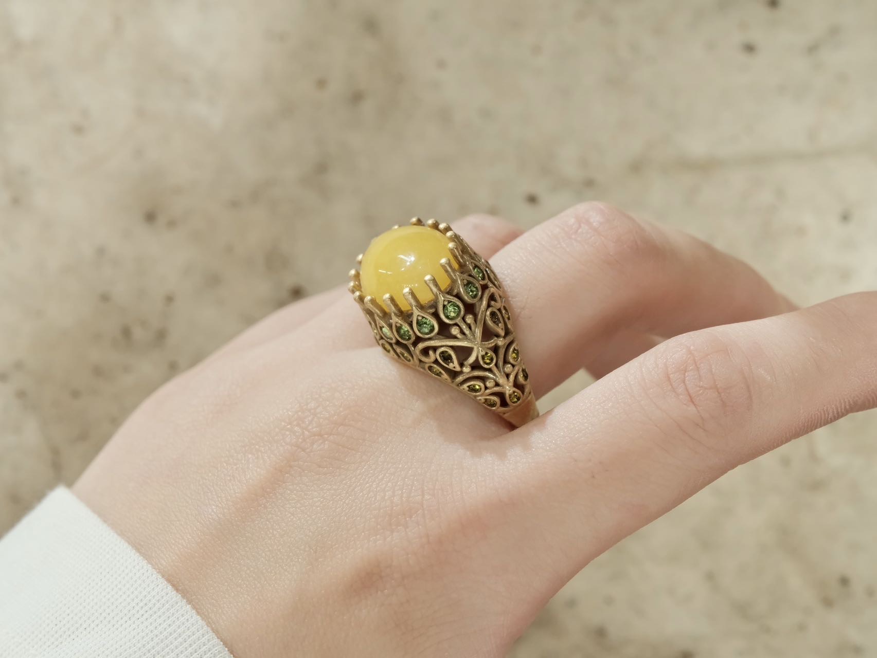 珠宝/锆石手镯/小猪佩奇手串/二代蜜蜡/跨境电商白底实物图