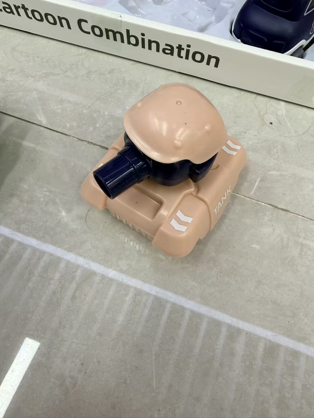 703  儿童惯性回力车细节图