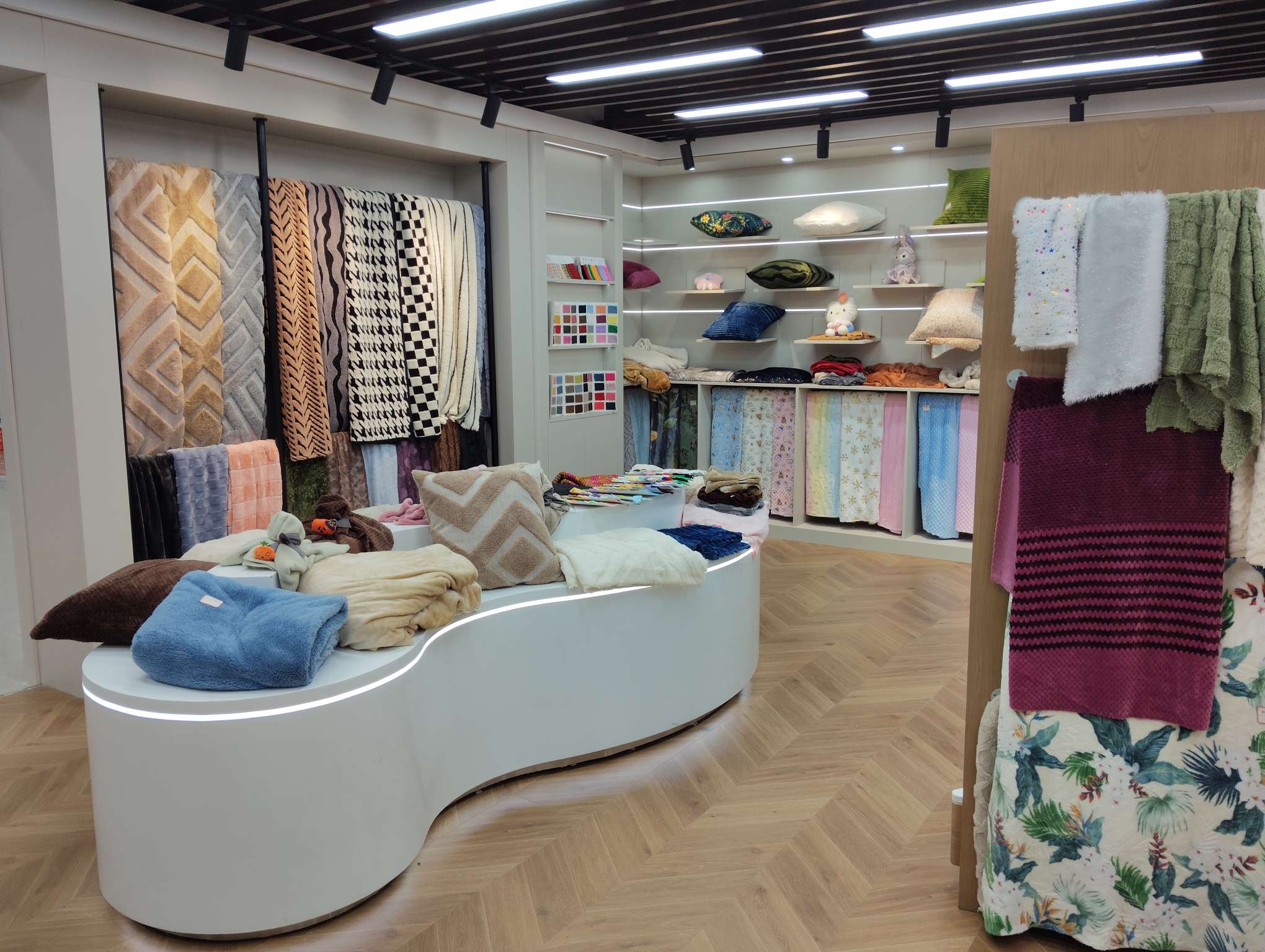 Haoxiang Textile describe pic - 2