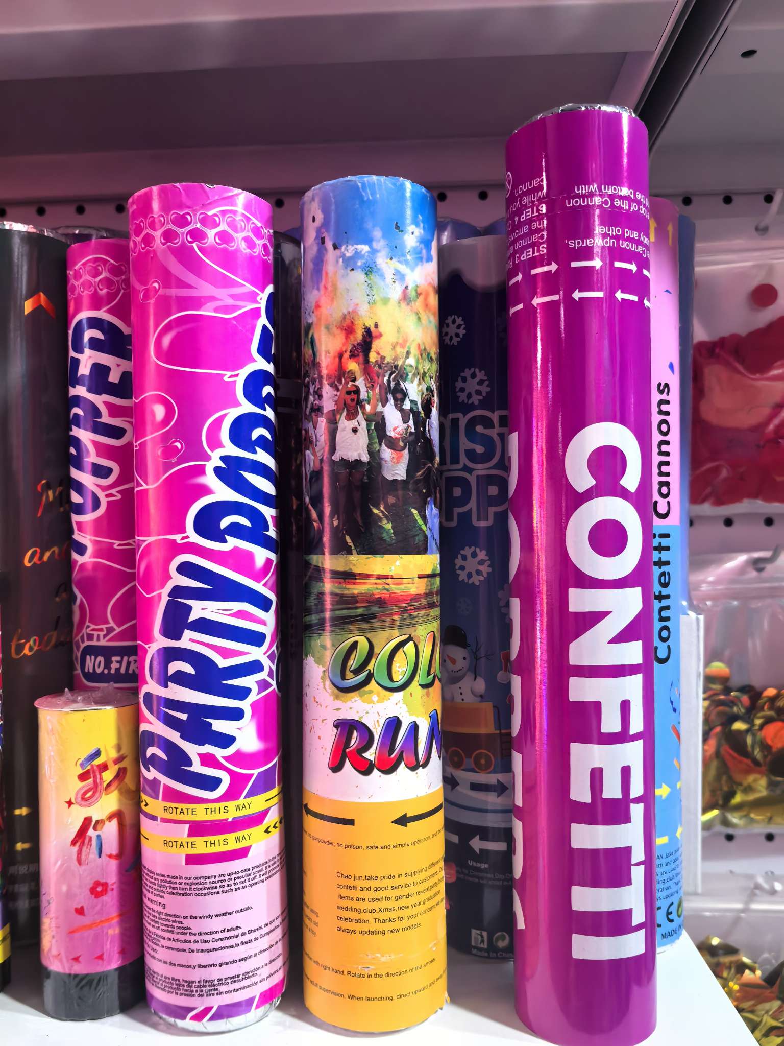 Wholesale of national trend celebration items, such as fireworks and firecrackers, for wedding celebrations and party decorations Specification image