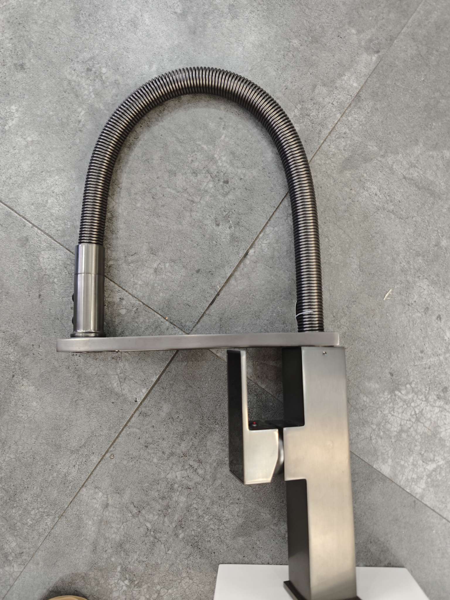 家装建材水暖五金浴缸淋浴龙头花洒混水阀淋浴套装五金配件组合套件