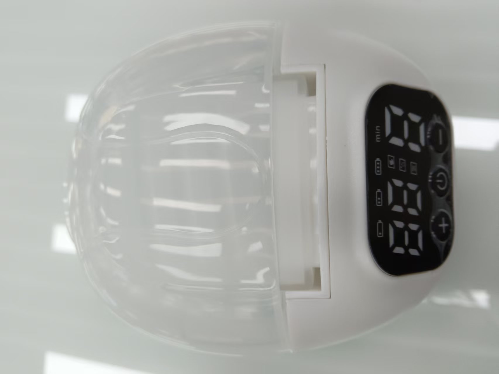 电动吸奶器/吸奶器/穿戴式吸奶器/电动穿戴式吸奶器/穿戴式电动吸奶器产品图