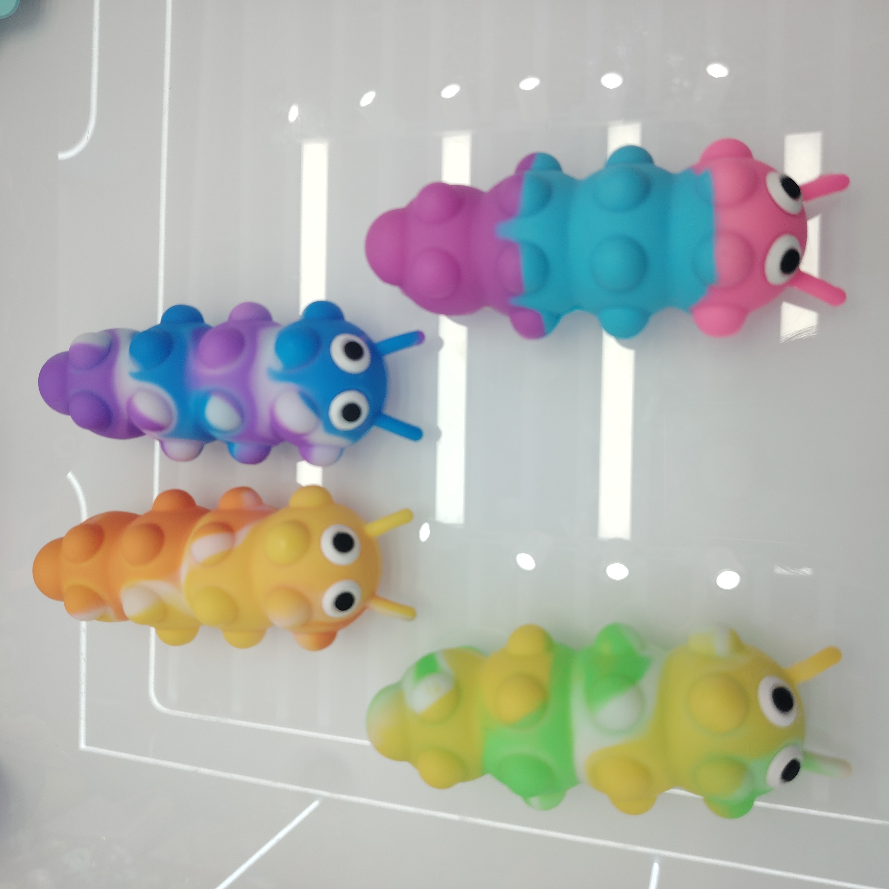 解压按压泡泡毛毛虫玩具硅胶玩具