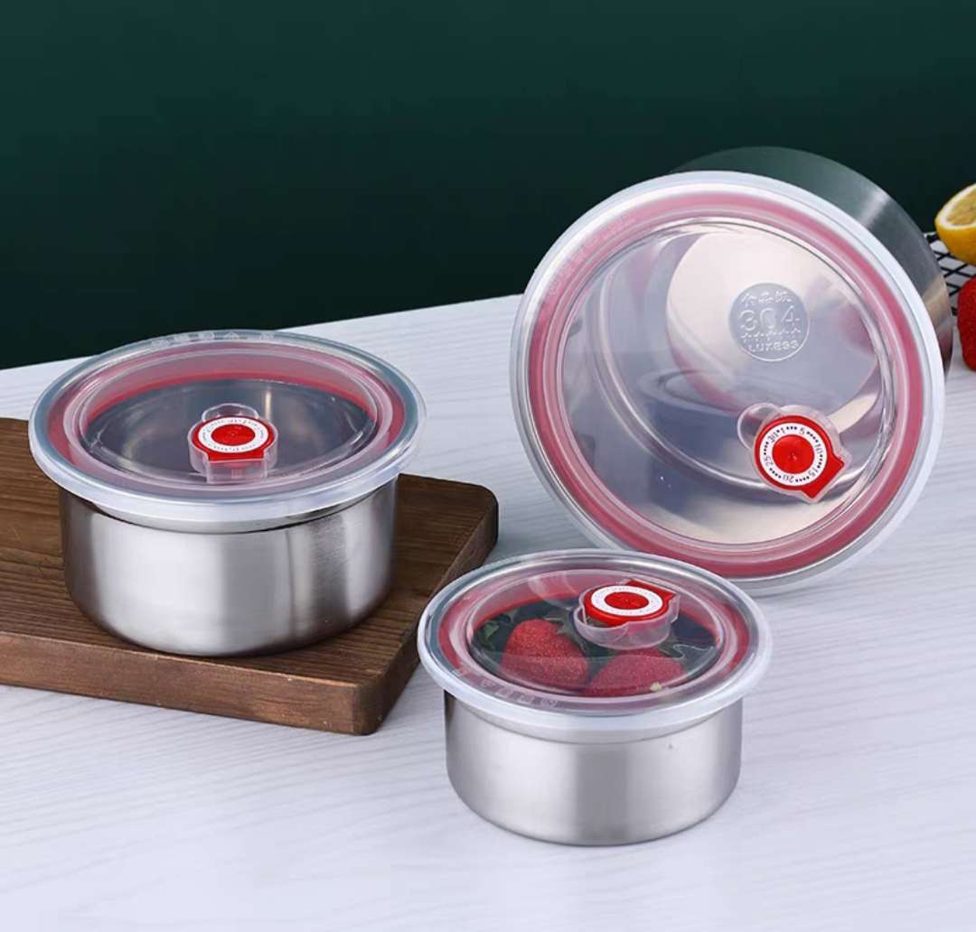 Round 304 stainless steel food-grade fresh-keeping box, refrigerator, fruit and food storage bowl, covered bento box, takeout lunch box, multiple specifications, tight seal, no cross-contamination of flavors, exhaust valve for longer preservation, covered design for convenient storage, insulated pot Application Scenario