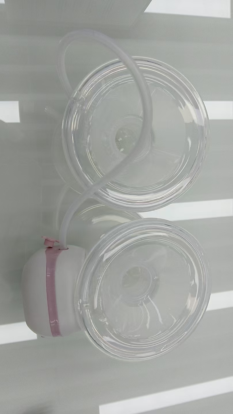 电动吸奶器/吸奶器/穿戴式吸奶器/电动穿戴式吸奶器/穿戴式电动吸奶器产品图