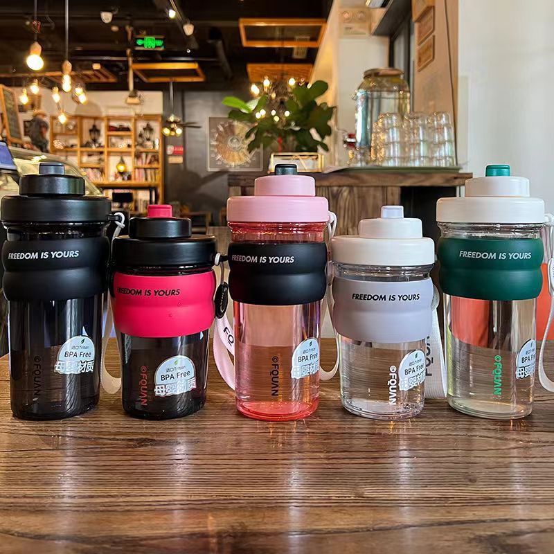 tritan fitness water cup for women, large-capacity sports water bottle, high-temperature resistant plastic cup, high appearance level, tea strapping, anti-drop plastic cup
