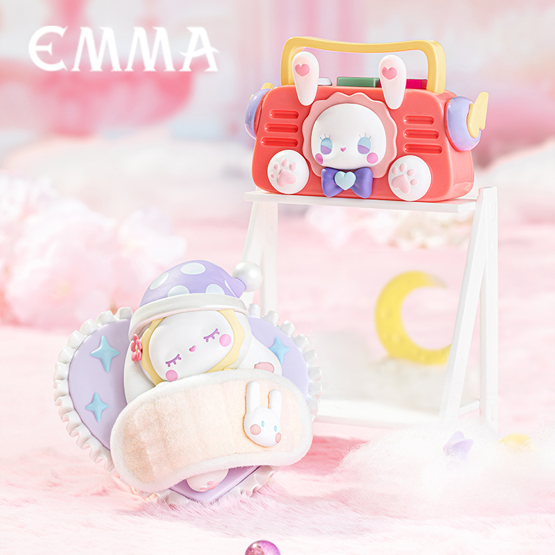Genuine Emma Secret Forest Love Dopamine Series Blind Box Collectible Figurines For Girls, Creative Figurines And Gift Items Application Scenario