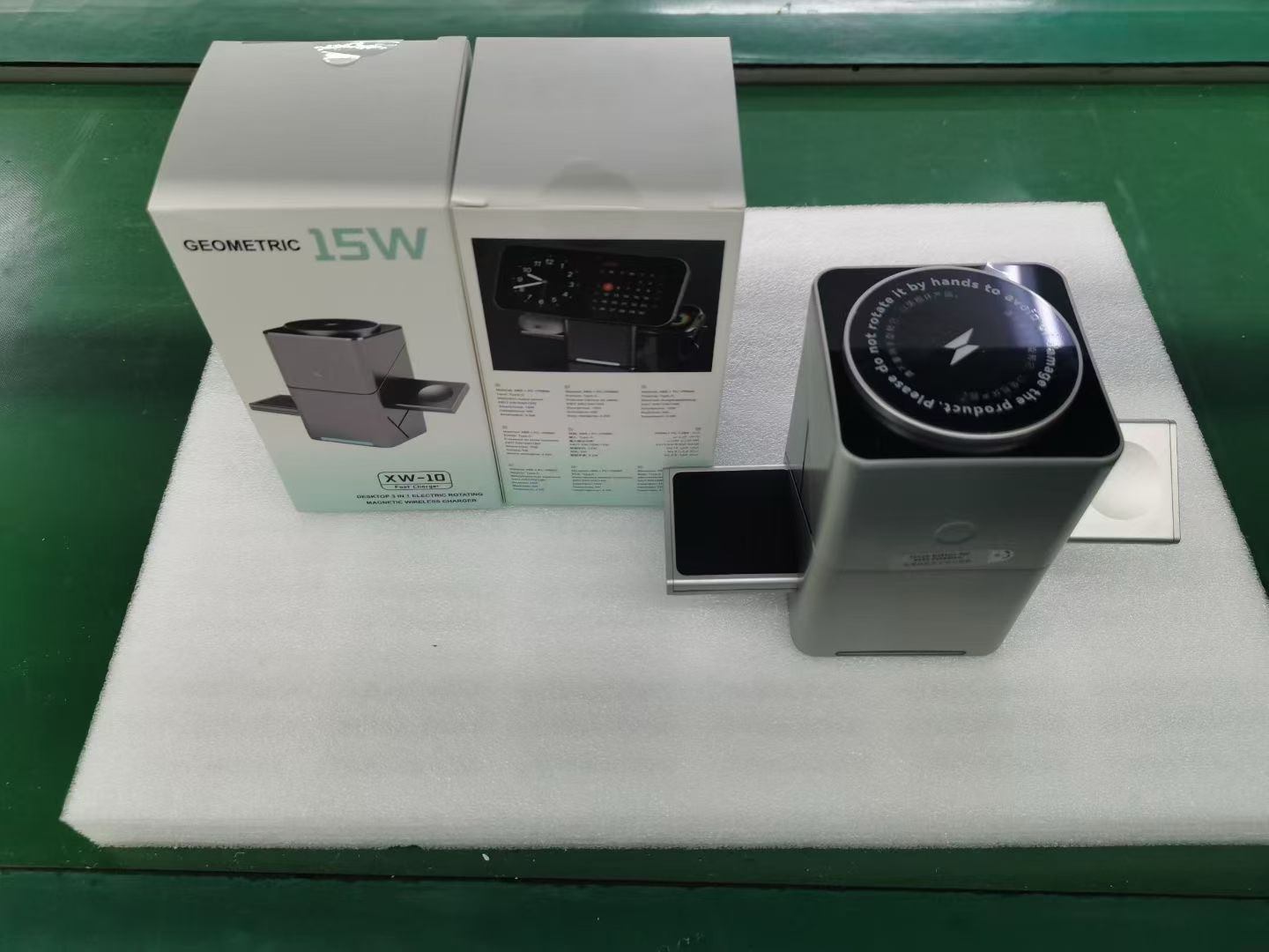 15W geometric touch magnetic three-in-one wireless fast charging multi-functional watch, earphone charger, mobile phone charger and charging dock pic 13