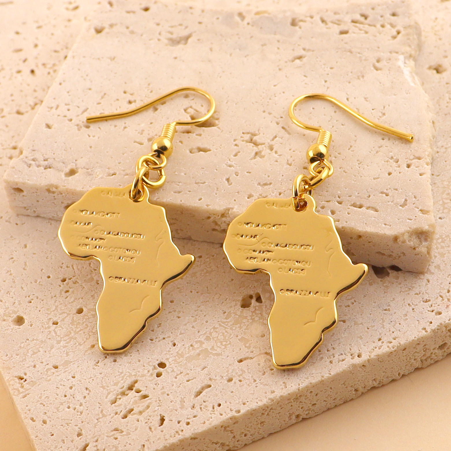 亚马逊热卖不锈钢个性非洲地图项链嘻哈HapHop吊坠钛钢夸张耳环