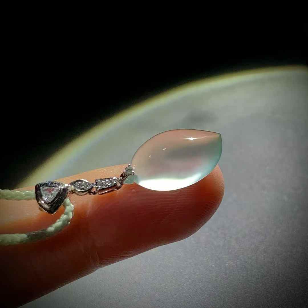 正宗缅甸翡翠高冰福豆306