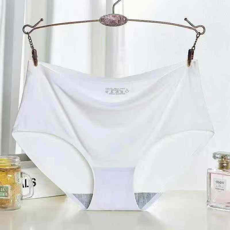 Glue-pressed seamless underpants undefined