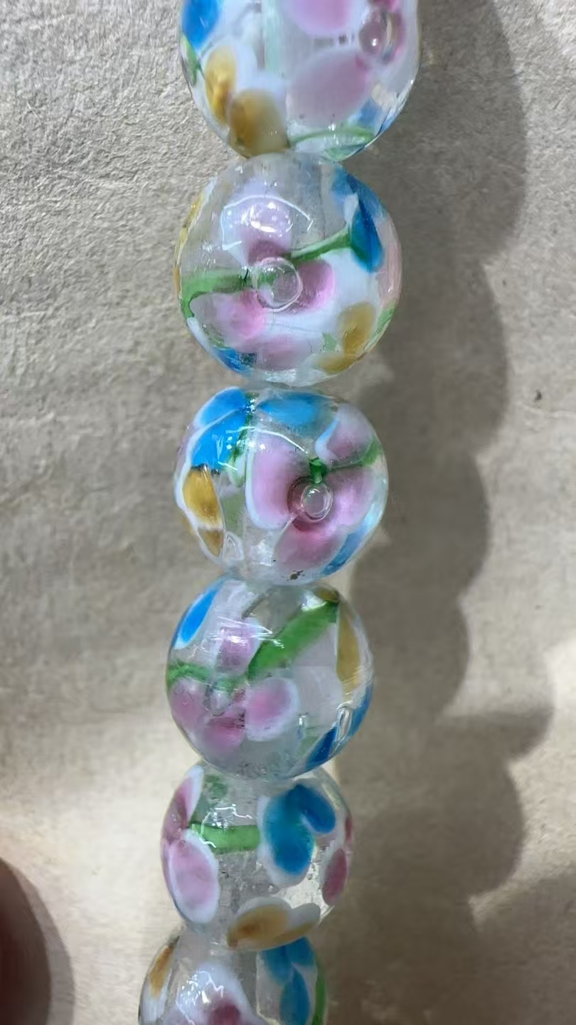 工艺品，礼品，玻璃工艺品，琉璃珠，琉璃饰品，饰品配件，手链项链配珠，12厘多花琉璃珠产品图