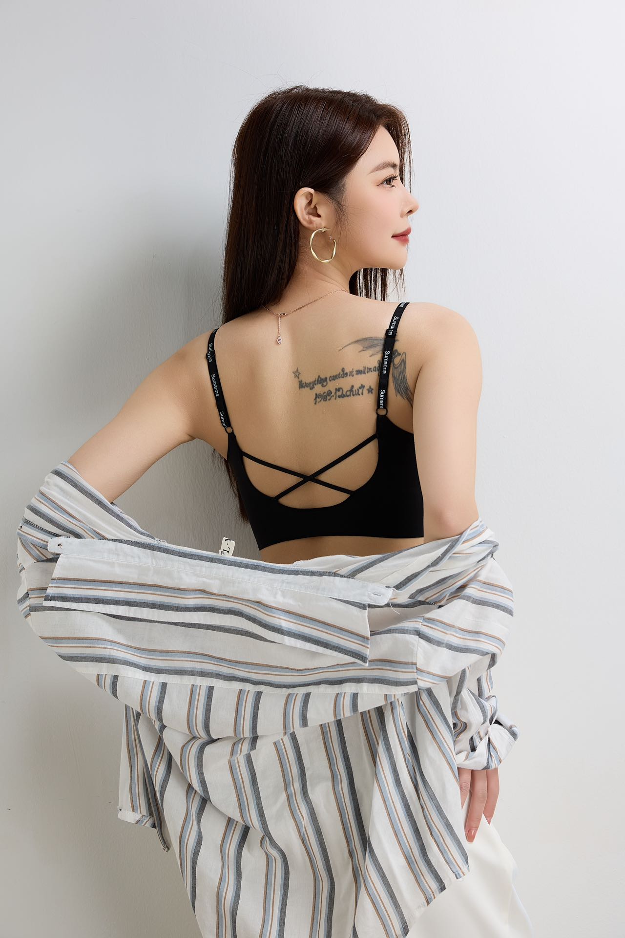 Jelly strip letter spaghetti-strap beauty back underwear with ice silk leaves no trace undefined