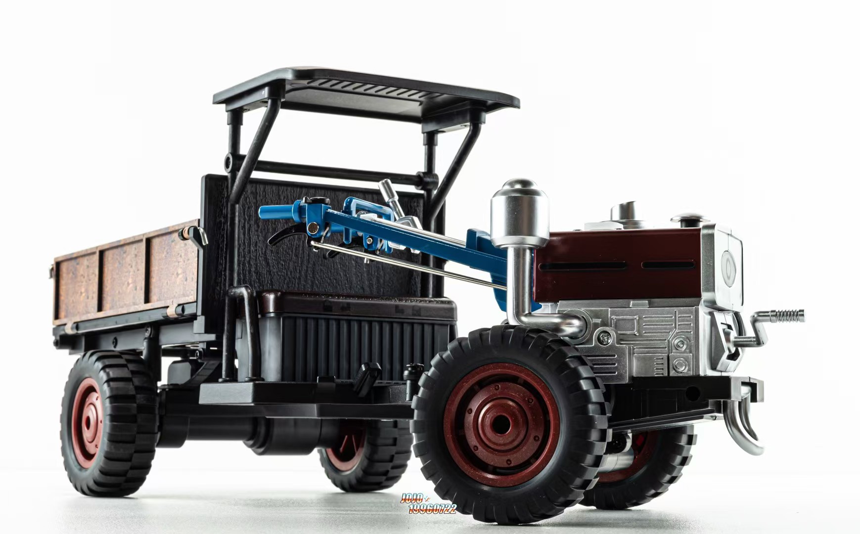 RC remote control car, retro tractor, hand-operated tricycle, four-wheel drive remote control car detail image 5