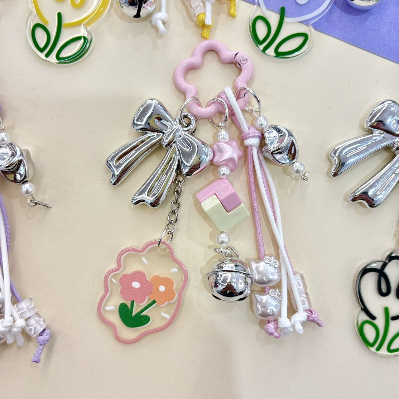 Mobile phone chain bag pendant Application Scenario